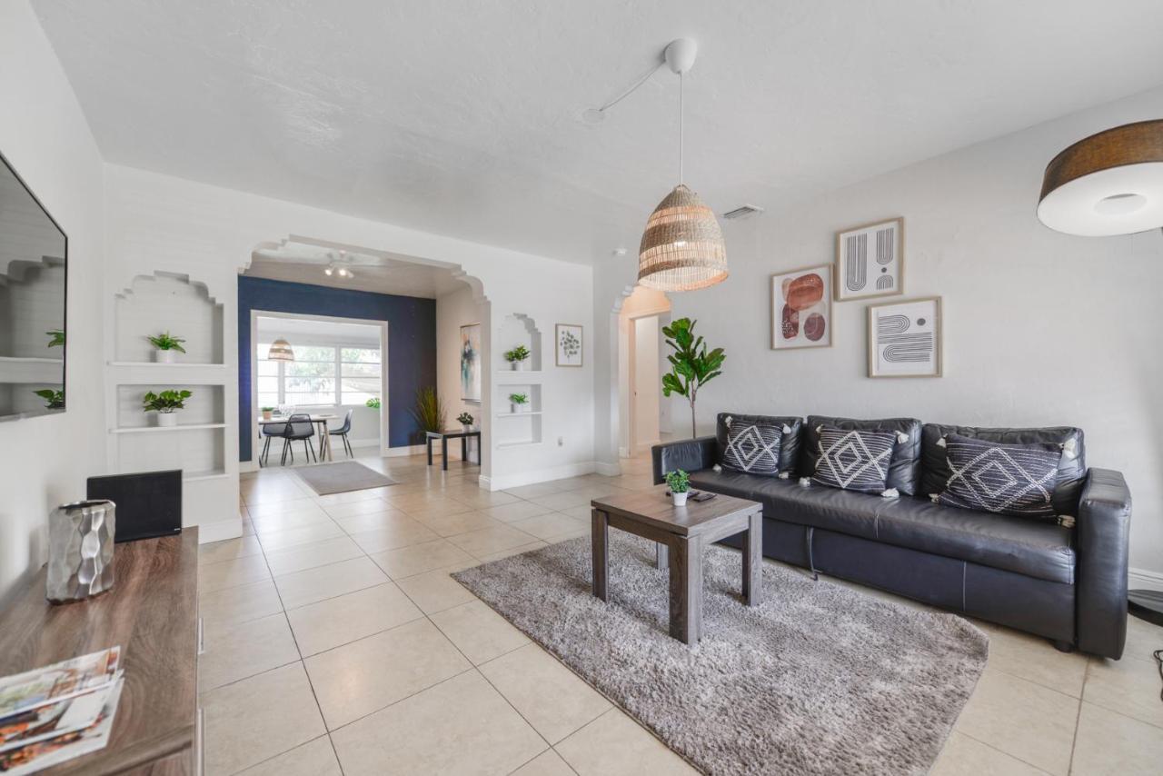 Amazing 3Br House 5 Minutes From Marlins Park Villa Miami Exterior foto